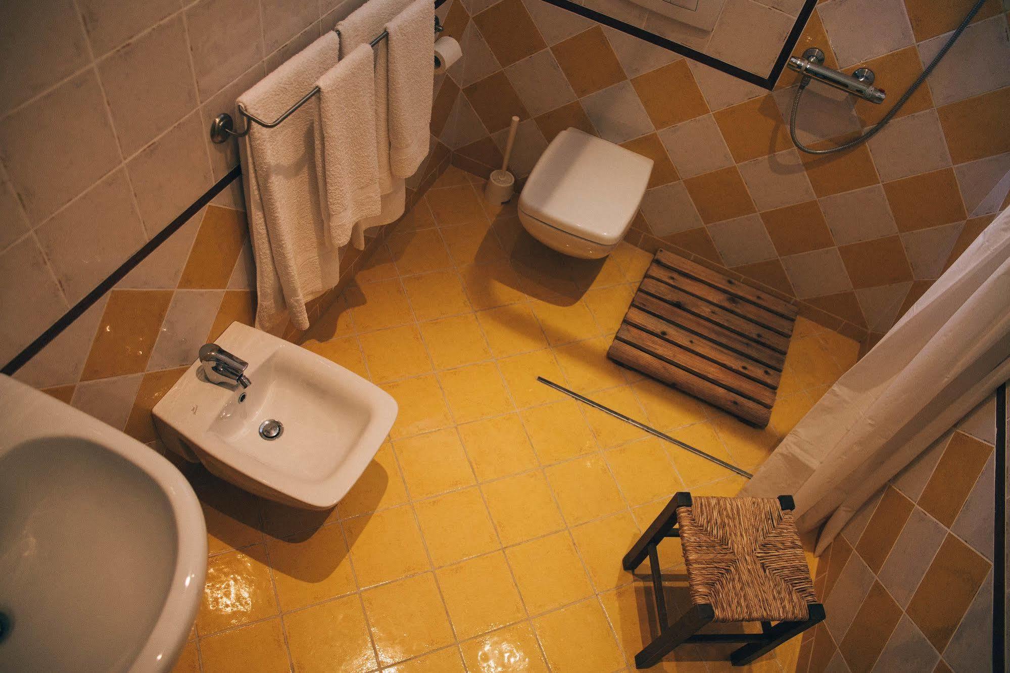 I Grilli Bed & Breakfast Castagnole delle Lanze Exterior foto